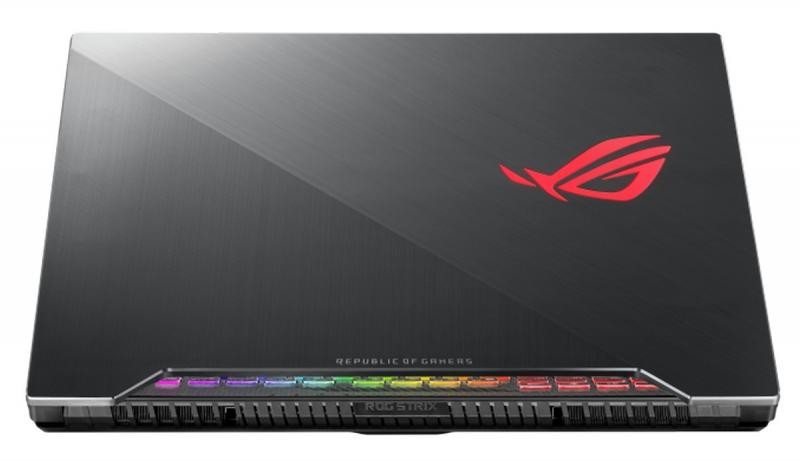 [Computex 2018] ASUS tung ra thế hệ thứ hai của bộ đôi laptop ROG Strix Hero và Strix Scar