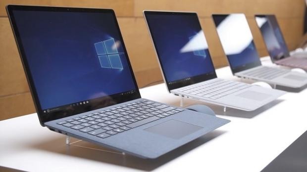 Surface Laptop chuẩn bị đối đầu với MacBook và ChromeBook