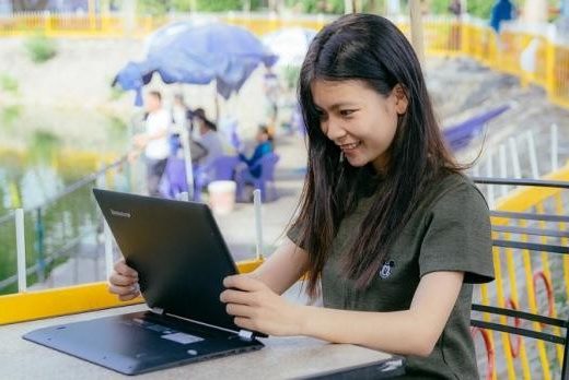 3 Laptop C243 M224n H236nh Full Hd Gi225 Tu 96 Trieu Dong 10 2016 1