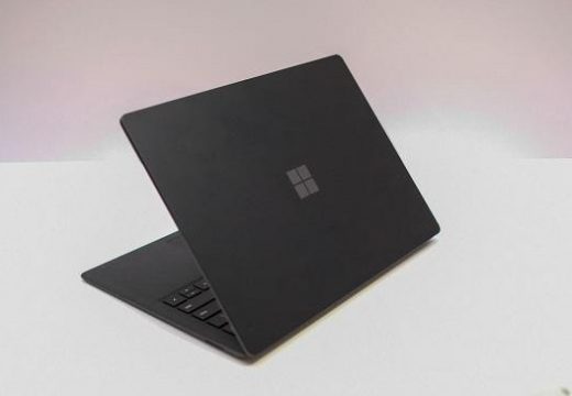 Cai Nhin Dau Tien Ve Surface Laptop 2 1 1
