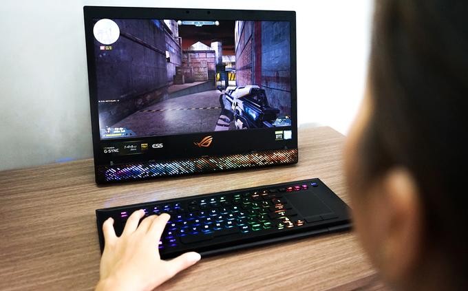 Asus ROG Mothership GZ700: Laptop có bàn phím tháo rời, cấu hình rất mạnh, giá 180 triệu đồng