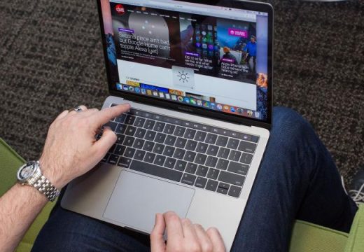 Những “vận đen” Lại Tiếp Tục Tìm đến Với Thế Hệ Macbook Pro 2018 5e42202477e56.jpeg