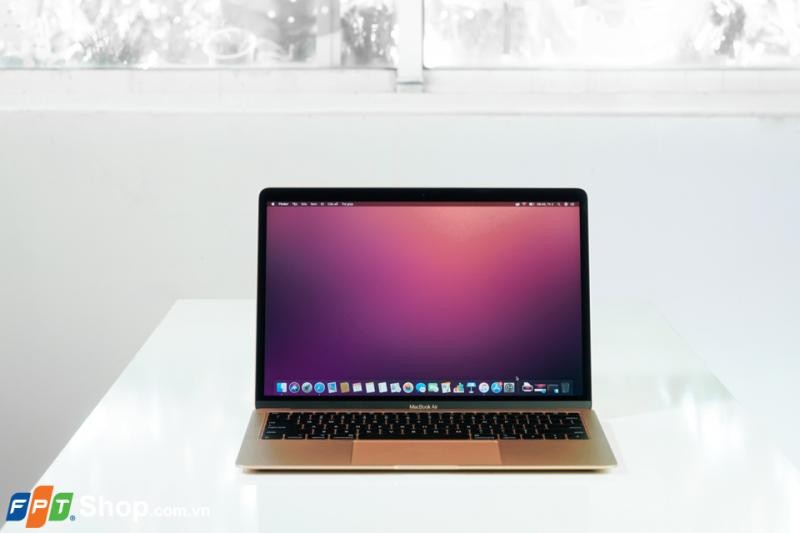 Trải nghiệm Macbook Air 2018: Thiết kế và màn hình xuất sắc, pin tốt, hiệu năng đủ cho văn phòng